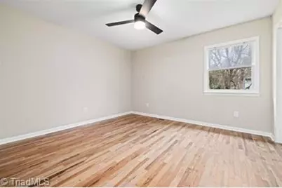 800 Arlington Street #D, Greensboro, NC 27260 - Photo 5