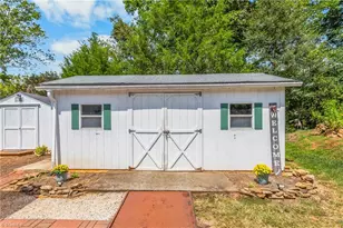 2712 Sloan's Mill Rd, Hamptonville, NC 27020 - Photo 43