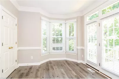 1517 Covered Wagon Road, Greensboro, NC 27301 - Photo 5