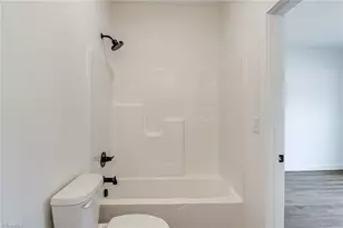 316 W Lee Ave, Yadkinville, NC 27055 - Photo 29