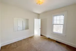 1104 Gregory St, Greensboro, NC 27403 - Photo 7