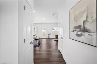 856 Sage Hl Dr, Jamestown, NC 27282 - Photo 7