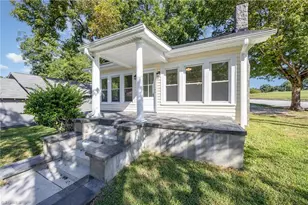 24 E Sunrise Ave, Thomasville, NC 27360 - Photo 1