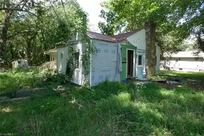 115 N Arlington Avenue, Jonesville, NC 28642 - Photo 7