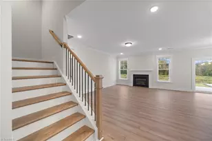 2009 Abbotts Vis Dr, Kernersville, NC 27284 - Photo 9