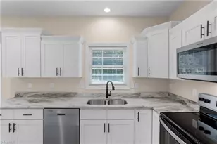 4329 Timber Lea Ln, Ramseur, NC 27316 - Photo 9