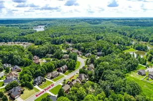 6710 Breeze Pointe Dr, Whitsett, NC 27377 - Photo 47