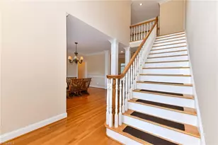 6710 Breeze Pointe Dr, Whitsett, NC 27377 - Photo 7