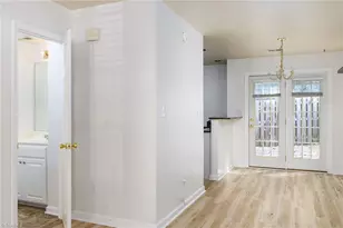 3714 Winborne Ln, Greensboro, NC 27410 - Photo 9