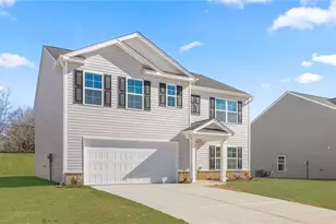 153 Preston Oaks Dr, King, NC 27021 - Photo 3