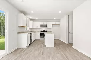 157 Preston Oaks Dr, King, NC 27021 - Photo 9