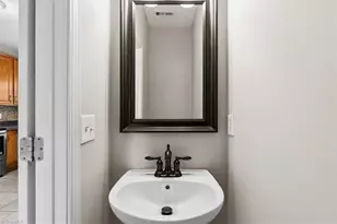 6819 Derby Run Dr, Whitsett, NC 27377 - Photo 17