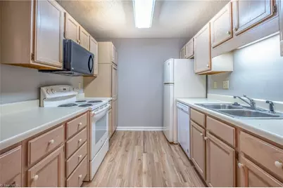 3908 Westridge Meadow Circle, Clemmons, NC 27012 - Photo 15