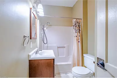 1616 Queen Street, Winston-Salem, NC 27103 - Photo 15