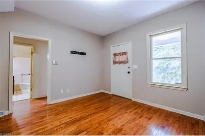 1616 Queen Street, Winston-Salem, NC 27103 - Photo 7