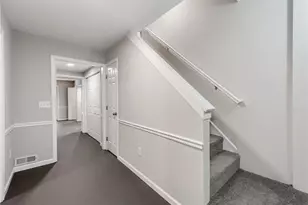 18 Park Village Ln, Greensboro, NC 27455 - Photo 23