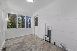 1015 Willowbrook Dr, Greensboro, NC 27403 - Photo 25