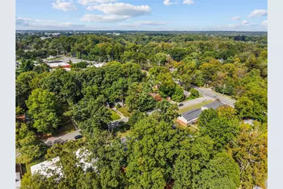 1015 Willowbrook Drive, Greensboro, NC 27403 - Photo 37