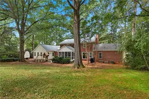 5985 Woodfield Dr, Kernersville, NC 27284 - Photo 25