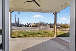 3905 Wynne Brook Ct, High Point, NC 27265 - Photo 41