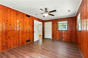 1424 Belleauwood St, Winston-Salem, NC 27107 - Photo 7