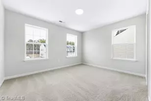 204 Oakdale Frst Ct, Jamestown, NC 27282 - Photo 29