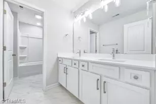 204 Oakdale Frst Ct, Jamestown, NC 27282 - Photo 33