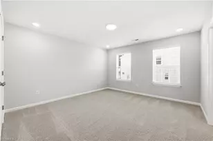 200 Oakdale Frst Ct, Jamestown, NC 27282 - Photo 15