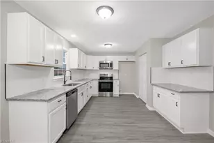 1605 Youngs Mill Rd, Greensboro, NC 27406 - Photo 15