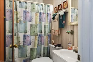 323 Shannon Dr, Eden, NC 27288 - Photo 25