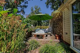 323 Shannon Dr, Eden, NC 27288 - Photo 45