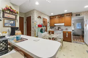 323 Shannon Dr, Eden, NC 27288 - Photo 17