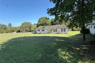 271 Meadowbrook Cir, Millers Creek, NC 28651 - Photo 25