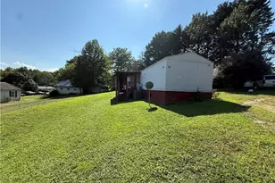 271 Meadowbrook Cir, Millers Creek, NC 28651 - Photo 19