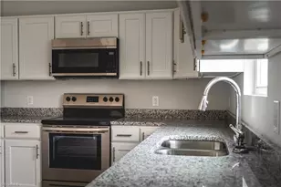 2806 Chillon Ct, Greensboro, NC 27407 - Photo 11