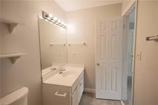 102 Wafco Ln, Greensboro, NC 27401 - Photo 17