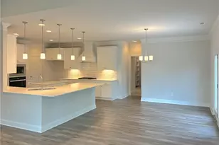1097 Tulloch Ct, Burlington, NC 27215 - Photo 7