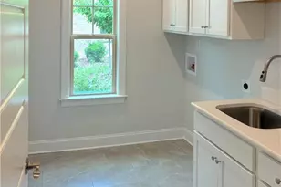 1097 Tulloch Ct, Burlington, NC 27215 - Photo 23