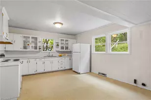 925 Harris St, Eden, NC 27288 - Photo 21