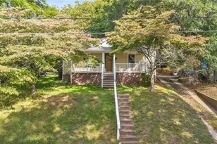 925 Harris St, Eden, NC 27288 - Photo 27