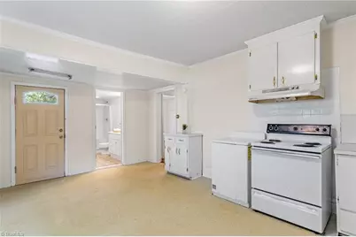 925 Harris Street, Eden, NC 27288 - Photo 23