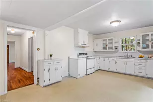 925 Harris St, Eden, NC 27288 - Photo 19