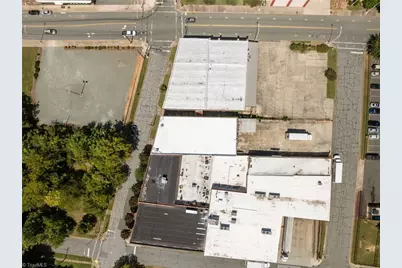 130 E 5th Street, Burlington, NC 27215 - Photo 5