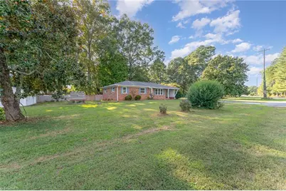 218 Joyce Street, Madison, NC 27025 - Photo 3