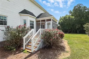 6905 Wicklow Dr, Browns Summit, NC 27214 - Photo 45