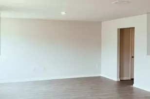 432 Regency Dr, Eden, NC 27288 - Photo 3