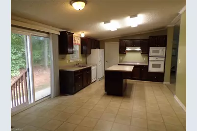 1306 Deer Trail, Reidsville, NC 27320 - Photo 9