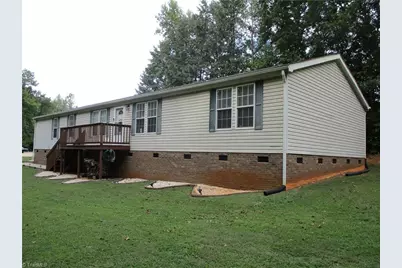 1306 Deer Trail, Reidsville, NC 27320 - Photo 3