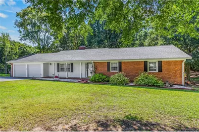 131 Luzelle Drive, Winston-Salem, NC 27103 - Photo 3