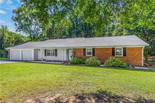 131 Luzelle Dr, Winston-Salem, NC 27103 - Photo 3